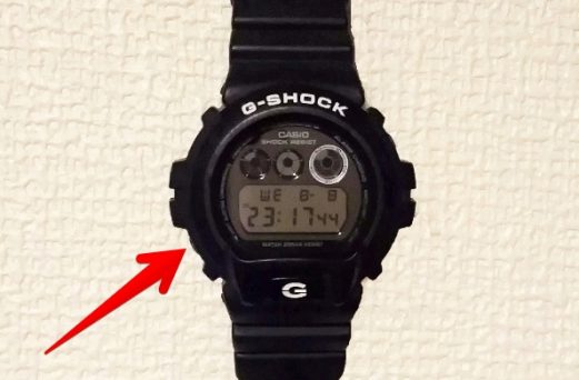 GショックDW-6900の「左下」のボタンを示す画像
